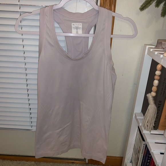 Athleta Tops - Athleta top